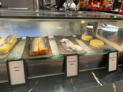 -广州万富希尔顿酒店·感趣自助餐厅·金秋蟹宴生蚝海鲜刺身
