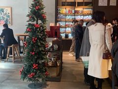 -星巴克臻选(周浦万达店)