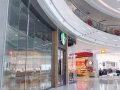 门面-星巴克(桂林国贸益华城店)