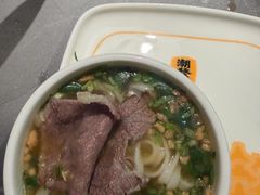-潮发潮汕牛肉店(东方宝泰店)
