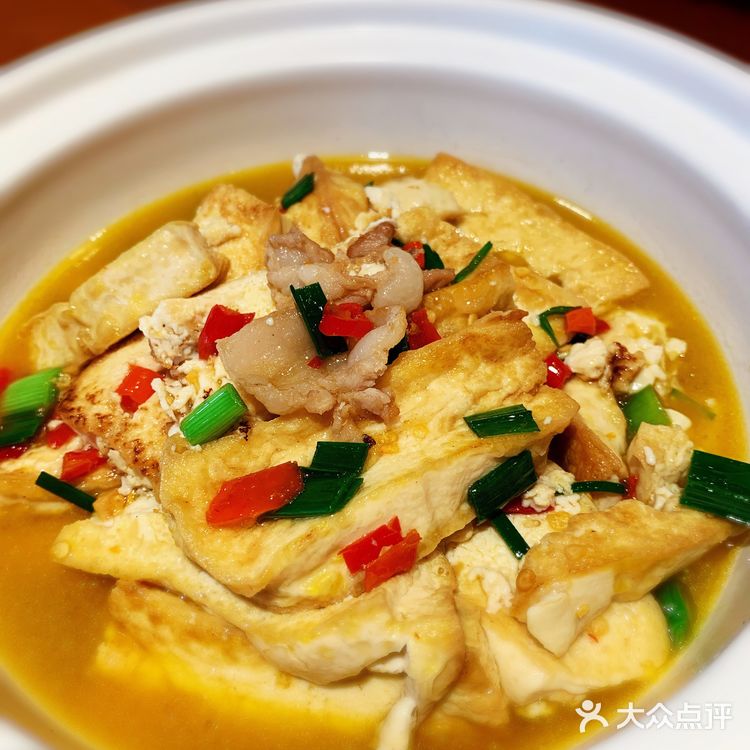 29.9元4个菜 3款饮料任喝[礼花]