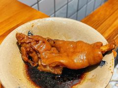 金牌卤猪脚-红猪卤肉饭(大西洋美食城店)