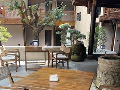 -华冠悠岚·庭院餐厅(青城后山店)