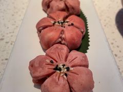 招牌桃花酥-竹外桃花·江南小酒馆(SKP·S店)