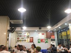 -牛一煲美食(江高店)