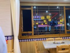 -阿婆情腊排骨火锅(金虹路店)