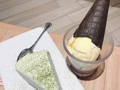 -必胜客(阿罗海店)