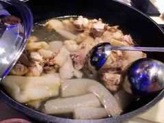 -樱花里音乐餐吧·牛扒椰子鸡(东圃店)