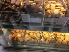 -上海哈尔滨食品厂(汇联商厦店)