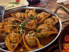 -SISTERS BAR RESTAURANT川意酒馆(嘉善老市H楼店)