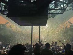 -SPACE(欢乐颂购物中心店)