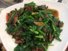 -侬佳蒸菜馆(听潮店)