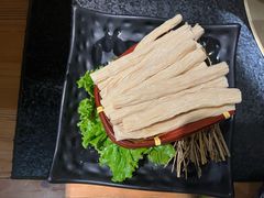 腐竹-湊湊火锅·茶憩(南京东路悦荟店)