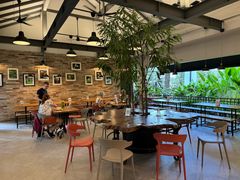 -植物园哈利亚餐厅