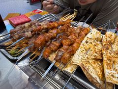 -古彭7只羊·鲜羊肉串·龙虾烧烤(玄武墨香路店)