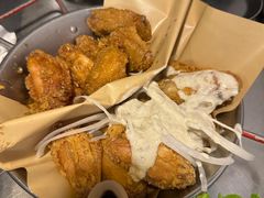 炸鸡翅一半一半-富乐满韩国正宗炸鸡韩国料理(虹泉路店)