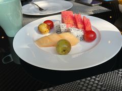 -筠咖啡西餐厅(上海国展宝龙丽筠酒店)