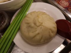 猪肉圆白菜包子-玉华台饭庄(裕中西里小区店)