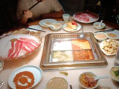 -巴渝瓦肆重庆鲜火锅(宝龙环湖店)