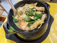 -官塘陈记鱼生·潮汕砂锅粥·牛肉火锅(潮枫路总店)