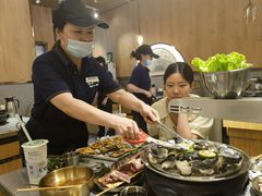 -围炉肉舍•炭烤活鳗•丹东海鲜烤肉(步行街店)