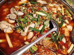 -牟记江湖重庆地标特色菜鱼蛋海鲜羊蝎子(巴南区黑金冠十多年好店)