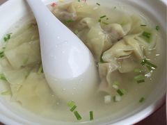 -珊珊小笼馆(仙霞路店)