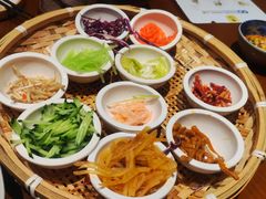 -包整·丝娃娃(一览甲秀楼风景店)