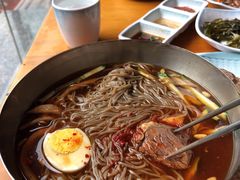 -唯成•韩国炭火烤肉 유성고기