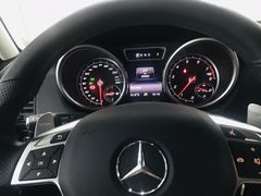 -奔驰上海利星(七宝店)