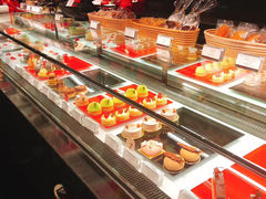 -Salon de The de Joel Robuchon(外滩18号店)