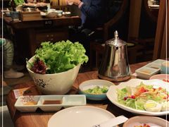 -明洞阿姨·韩式酱蟹烤肉·创意料理(三元桥店)