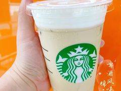 啤酒风味绵云拿铁-星巴克(香港名都店)