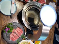 -明洞阿姨·韩式酱蟹烤肉·创意料理(三元桥店)