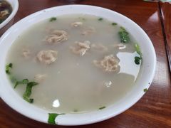 鱼汤馄饨-共和春(凤凰街店)