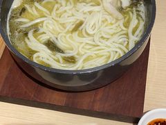 -灵芝妹子海鲜米线(凯德和平广场店)
