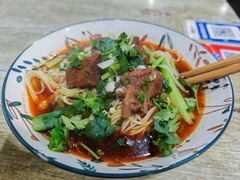 -沉香牛肉面