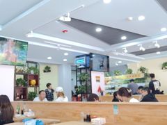 大堂-风情居麻辣烫总店