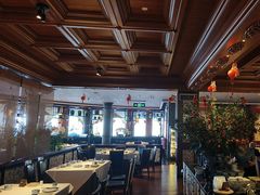 -八府香鸭·啫啫煲(华山路店)