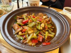 -嫩芽·重庆菜馆(十八梯露台观景店)