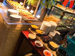 自助取餐区-广州富力君悦大酒店·凯菲厅