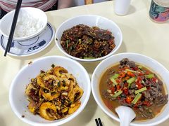 -笨罗卜浏阳菜馆(太平街店)