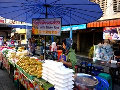 -芒果糯米饭摊子