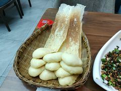 -有红鸡毛店·川菜(建设路店)