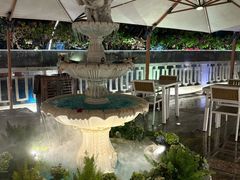 -Mark&Mars Restaurant