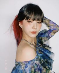 -十六番发型师事务所