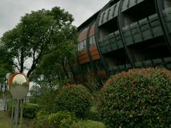 -上海滴水湖皇冠假日酒店