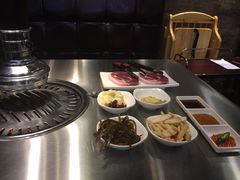 -韩聚屋韩国烤肉餐厅(新北万达店)