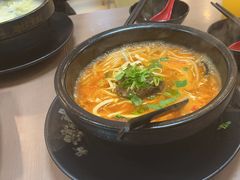 -灵芝妹子海鲜米线(瓦房店新玛特店)