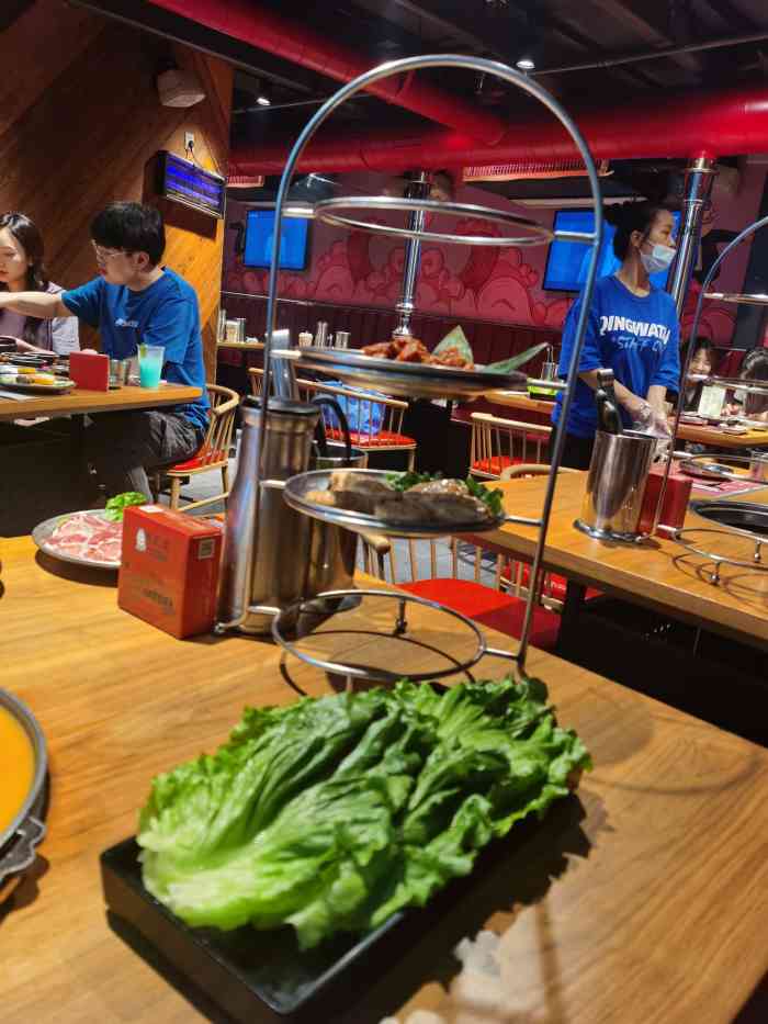 青瓦炭韩潮烤肉花园道店